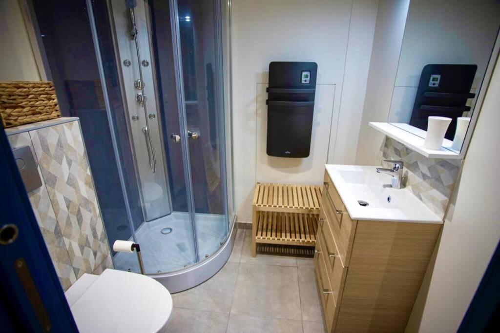 Appartamento Tiny House Pau Esterno foto